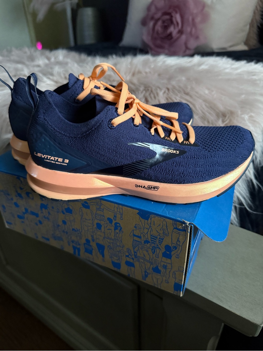 Brooks Levitate 3 Women’s Running Shoes - Navy & Peach
